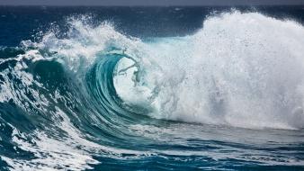 Ocean waves wallpaper