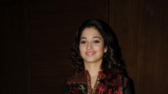 Tamanna bhatia tamil wallpaper