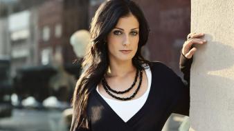 Dayanara Torres Look wallpaper