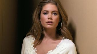 Doutzen Kroes Look