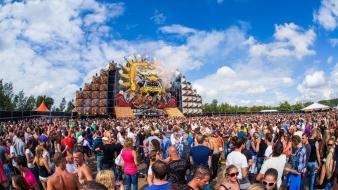 Party hardstyle stage q-dance mystery land 2012 wallpaper