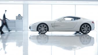 Aston martin one-77 wallpaper