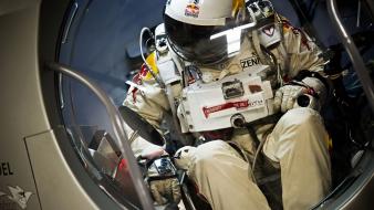 Bull base jumping jump felix baumgartner stratos wallpaper