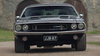 Cars dodge challenger r/t muscle car