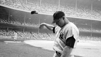 York yankees monochrome helmets mickey mantle caps