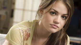 Actress lucy hale wallpaper