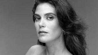 Teri Hatcher Grayscale wallpaper