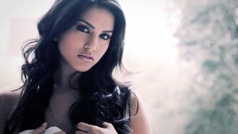 Web Babe Sunny Leone Hd wallpaper