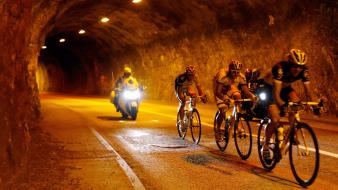 Lights sports tunnels cycling races cycles wallpaper