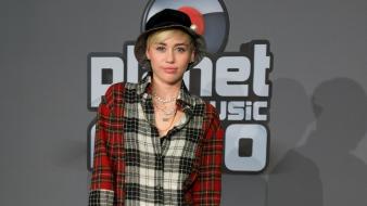 Miley cyrus actress singers