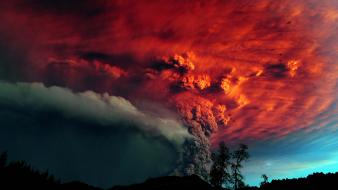 Volcano eruption pictures