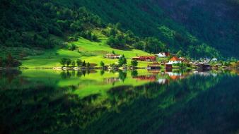 Mountain village reflection wallpaper