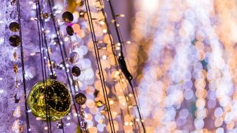 Lights leaves christmas bokeh reflections ornaments decorations wallpaper
