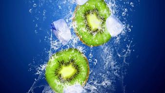Water ice food kiwi splashes wallpaper