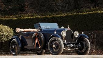 Bugatti vintage car wallpaper