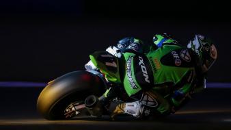 Kawasaki motorbikes leader wallpaper