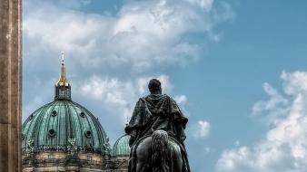 Architecture berlin statues cathedral hdr photography wallpaper