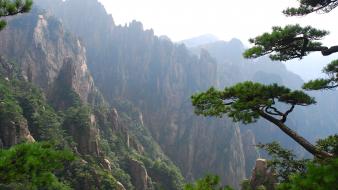 China huang shan mountains wallpaper