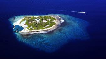 Maldives boats islands sea wallpaper