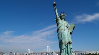 Statue of liberty tokyo cities cityscapes city skyline wallpaper