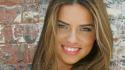 Adriana Lima Smiling wallpaper