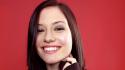 Actresses smiling chyler leigh simple background faces wallpaper