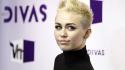 Miley cyrus actress short hair singers wallpaper